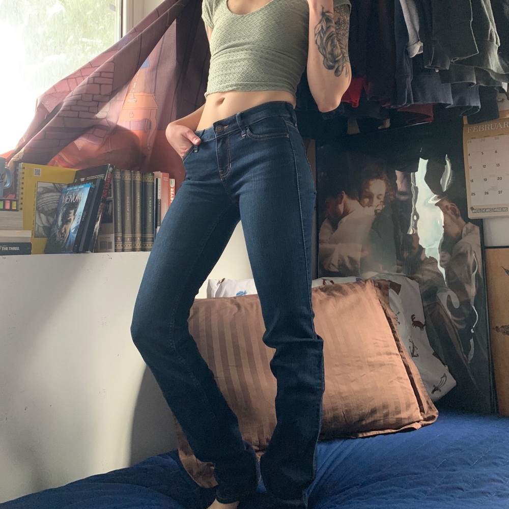 Hollister // new without tags skinny straight jean